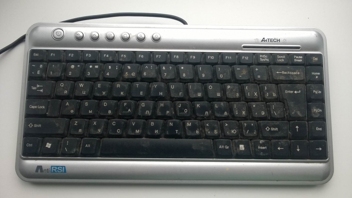 Чистка грязной клавиатуры
